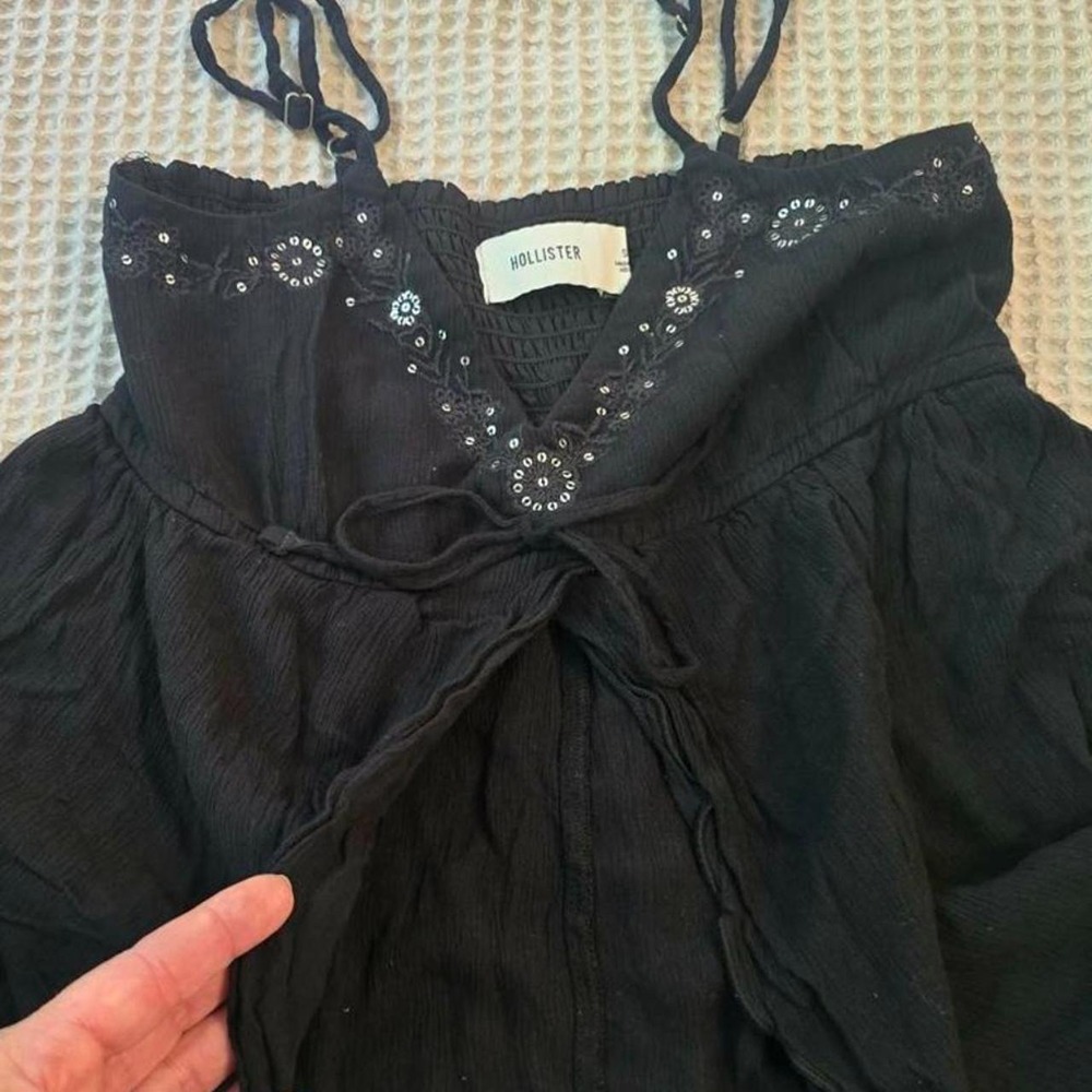 Hollister Y2K Black Sequin Embroidered Camisole Top Open Front Tie - Picture 3 of 8